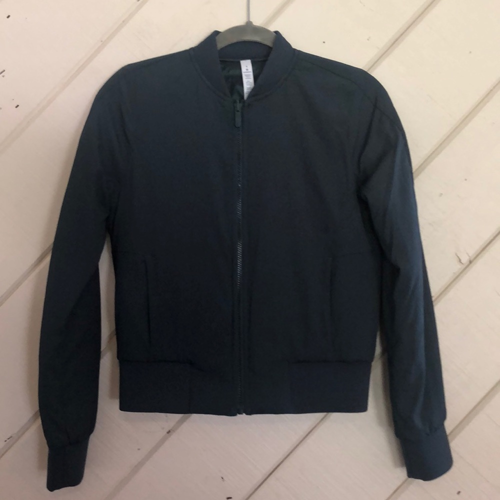 Lululemon non stop bomber  reversible Green